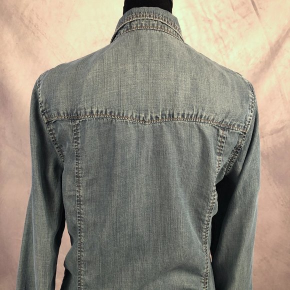 Anthropologie - Cloth & Stone Chambray Button Down - Picture 5 of 6